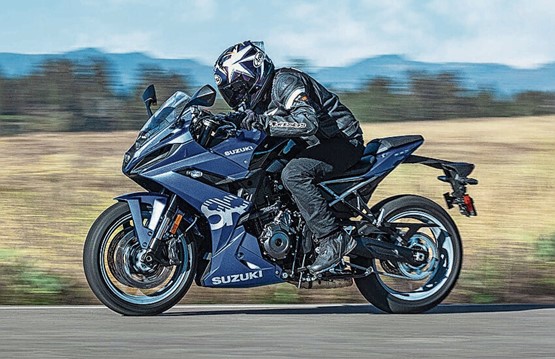 Suzuki GSX-8R: Mittelklasse-Sportler mit wahlweise 48 oder 83 PS.