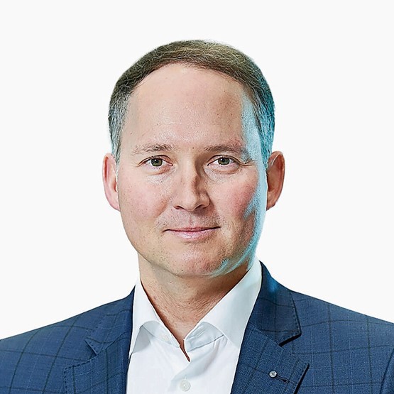 Nach sechs Monaten im Parlament ist FDP-Nationalrat Simon Michel bezüglich Sparen eher ernüchtert. Bild: zVg