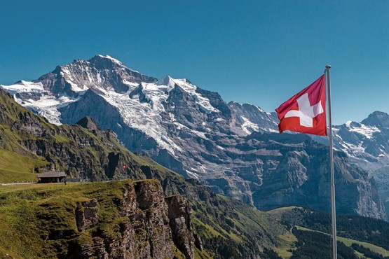 Même en cas de non à l’initiative biodiversité, le paysage suisse restera pittoresque. Un oui causerait de gros dégâts et freinerait le pays dans son développement.Photo: 123RF