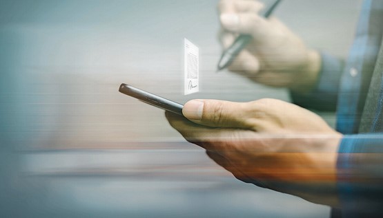 Une identité électronique fiable et performante permet de changer radicalement la manière dont les PME interagissent avec leurs clients, les autorités et leurs partenaires commerciaux. Photo: 123RF
