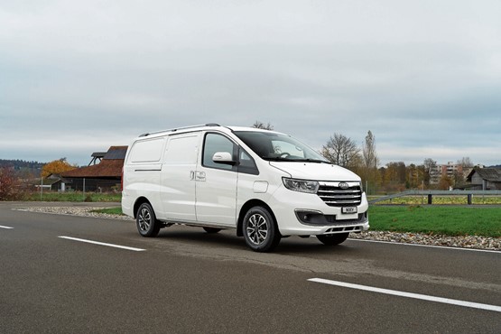 Elektro-Transporter sind in der Regel ziemlich teuer. Chinesische Marken wie JAC bringen günstige Alternativen wie den M3EV in die Schweiz. Bilder: zVg