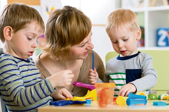 Eine gute Kinderbetreuung ist wichtig. Aber deren Finanzierung ist Sache der Kantone, nicht des Bundes – und schon gar nicht jene der KMU.Bild: 123RF