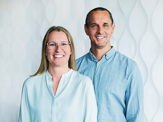 Innovativ und gut verankert in der Branche: Cheryl und Rico Bossi führen die Divina Textil AG in der 3. Generation.  Bilder: zVg