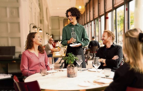 Des possibilités professionnelles variées: la restauration et l’hôtellerie relèvent pour beaucoup d’une vraie vocation.  Photo: dr/GastroSuisse