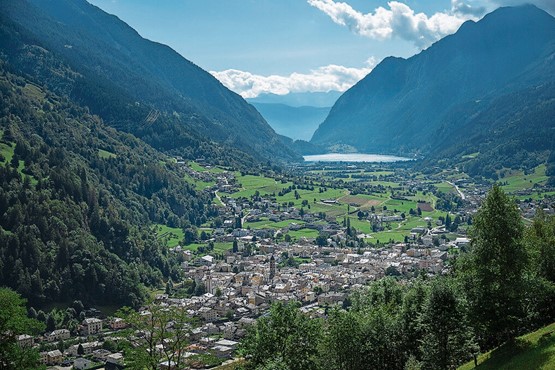 Poschiavo nutzt seine periphere Lage als Chance: Die Gemeinde ist ein zukunftsweisendes Modell für Bergregionen.Bild: Christian Beutler/Keystone/Schweizer Heimatschutz