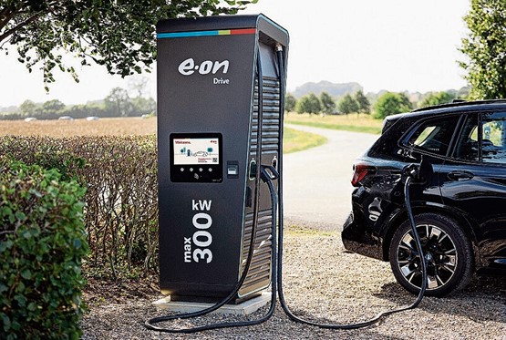 300 kW Ladeleistung: mit 800 Volt kein Problem.