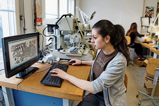 Die Berufsbildung ist eine Investition – und geht mit sozialer Verantwortung einher. Bild: Archiv sgz
