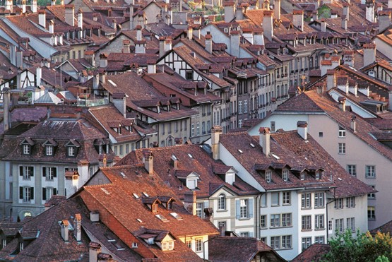 Unter diesen Dächern ist Airbnb nicht willkommen: Blick auf die Berner Altstadt. Bild: zVg/ST