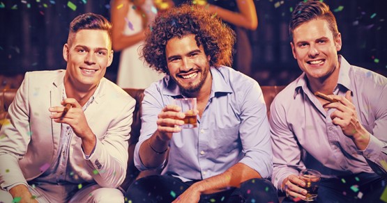 Wahren Genuss erleben: Rauchen ist für Zigarren-Liebhaber eine Lebenseinstellung, ja fast schon ein Charakterzug, den man sich zwar aneignen kann, mit dem man aber auch ein wenig geboren sein muss.Bild: Fotolia
