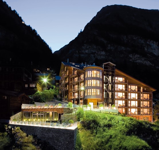 Hervorragender Service und gelebte Gastfreundschaft sind hier Programm: Das Fünfsterne-Haus The Omnia in Zermatt wurde mit dem «Prix Bienvenue» ausgezeichnet.Bild: zVg