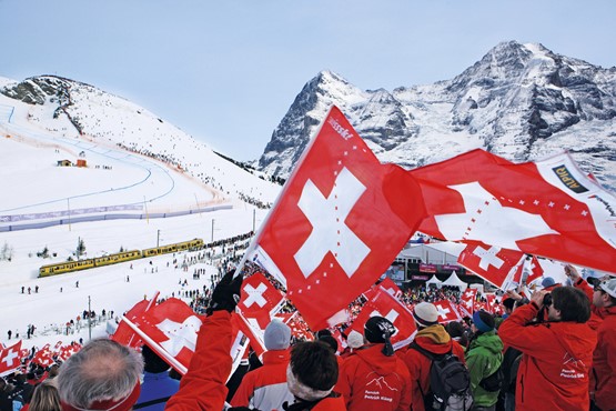 Die SRG hebt am Lauberhorn auch mit einem JA zu No Billag ab.Bild: Switzerland Tourism