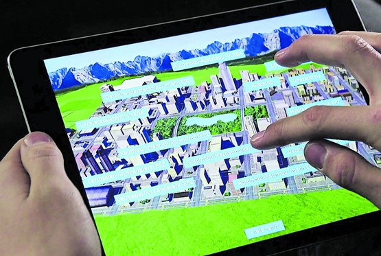 Innovativ unterwegs: Die AMAG hat für die Lehrstellen­suchenden eine neue App entwickelt. Damit kann man durch eine «AMAG City» fahren  und ­diverse Lehr­berufe lernen.  BILD:AMAG