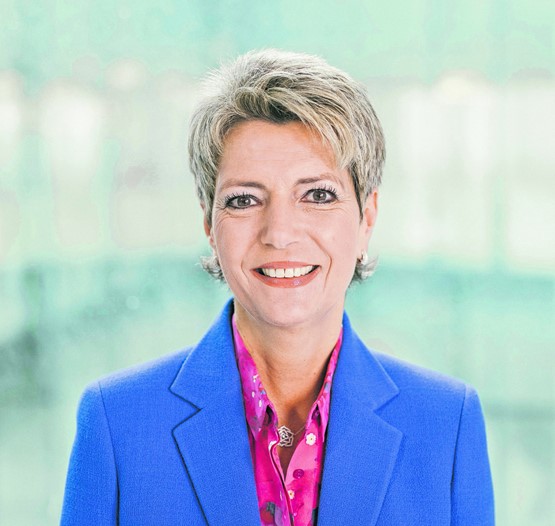 FDP-Ständerätin Karin  Keller-Sutter* über die  diversen Hausaufgaben, die für die Schweiz anstehen.